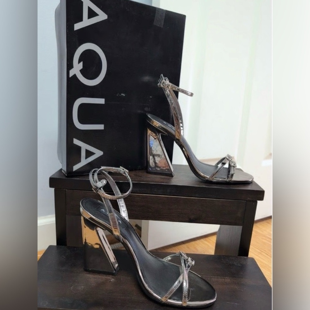 🚨AQUA Women's Strappy High Heel Sandals in Pewter Silver | size 6.5 NWOB
